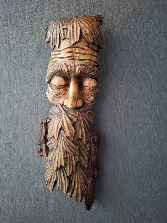 Skulpturen, Statuen, Holzschnitzen