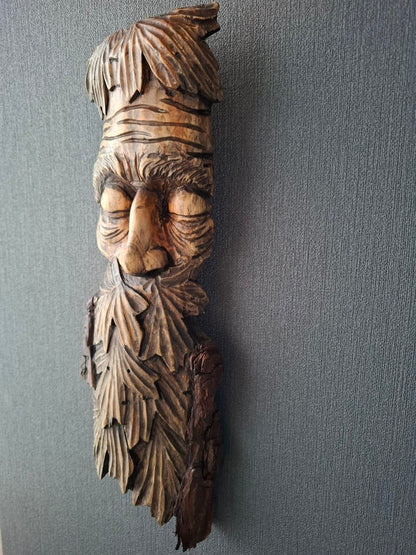 Skulpturen, Statuen, Holzschnitzen