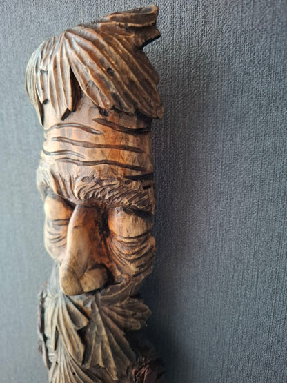 Skulpturen, Statuen, Holzschnitzen