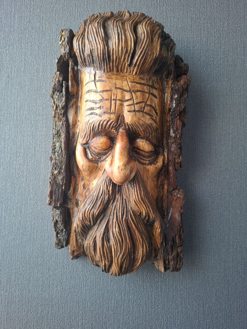 Figuren, Skulpturen & Statuen