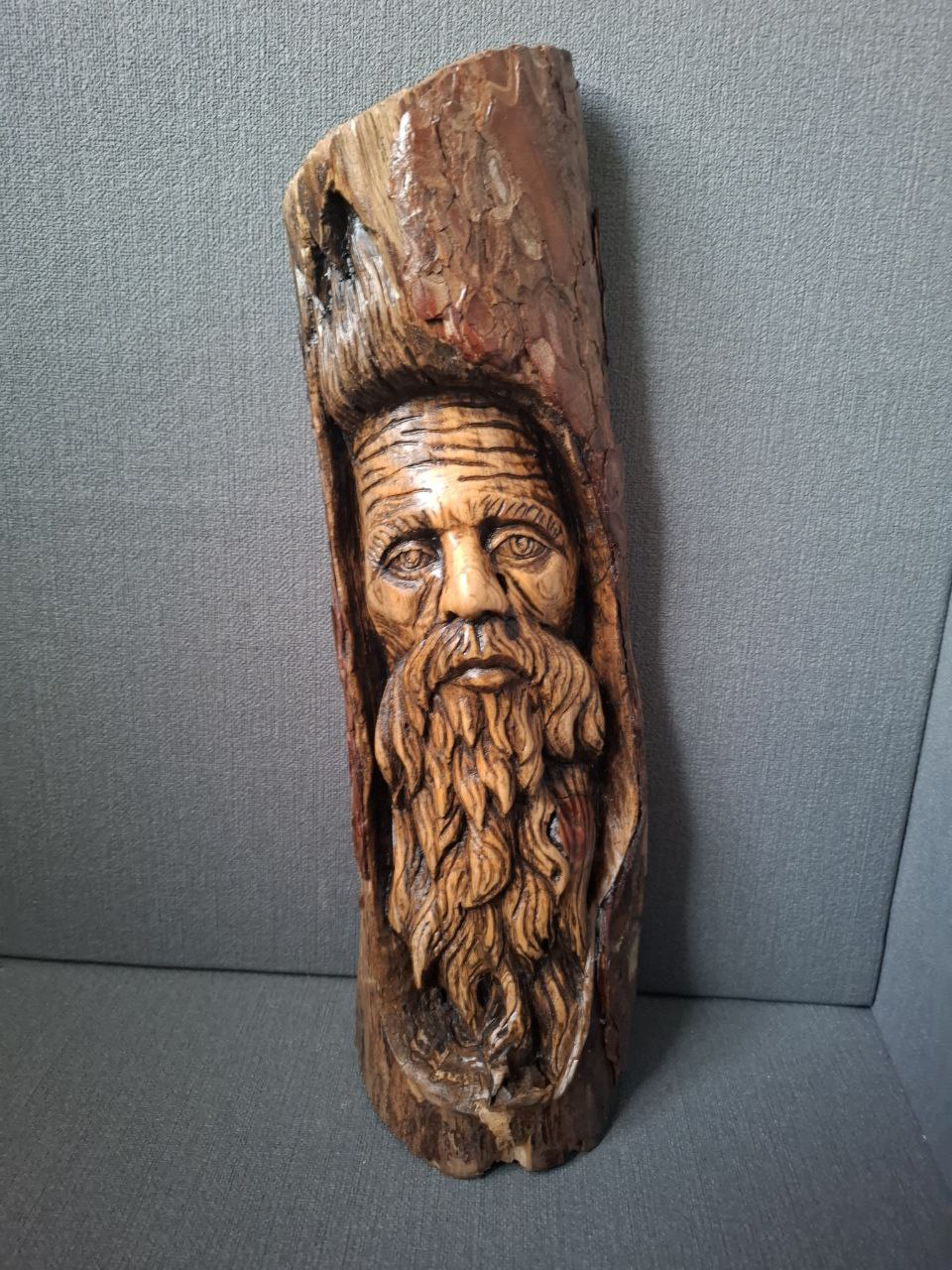 Figuren, Skulpturen & Statuen