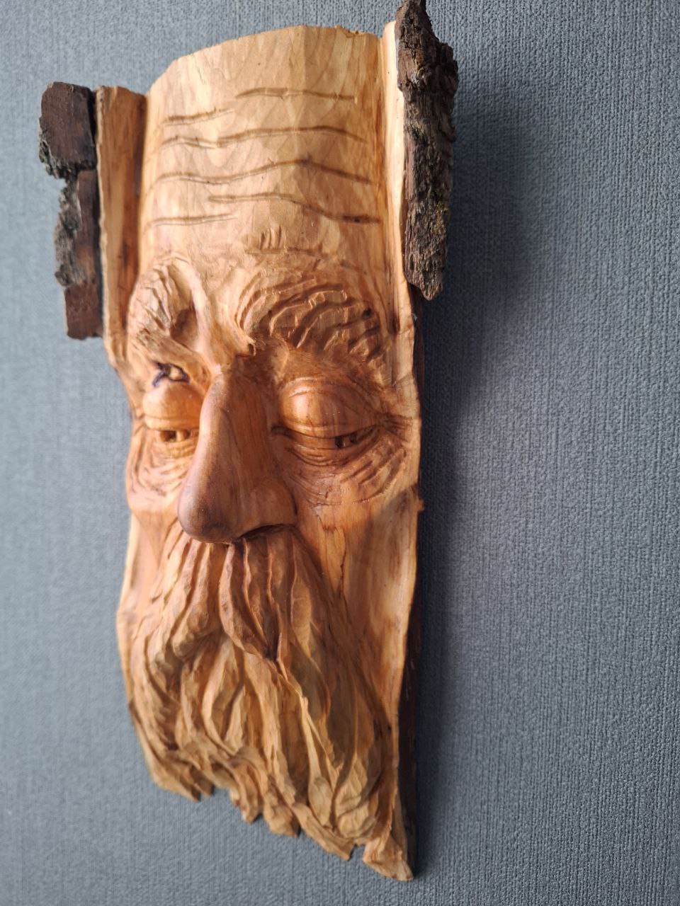 Figuren, Skulpturen & Statuen