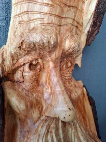 Figuren, Skulpturen & Statuen