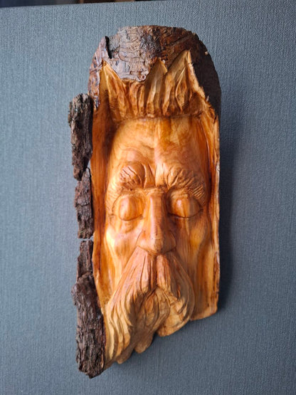 Figuren, Skulpturen & Statuen