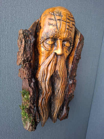 Figuren, Skulpturen & Statuen